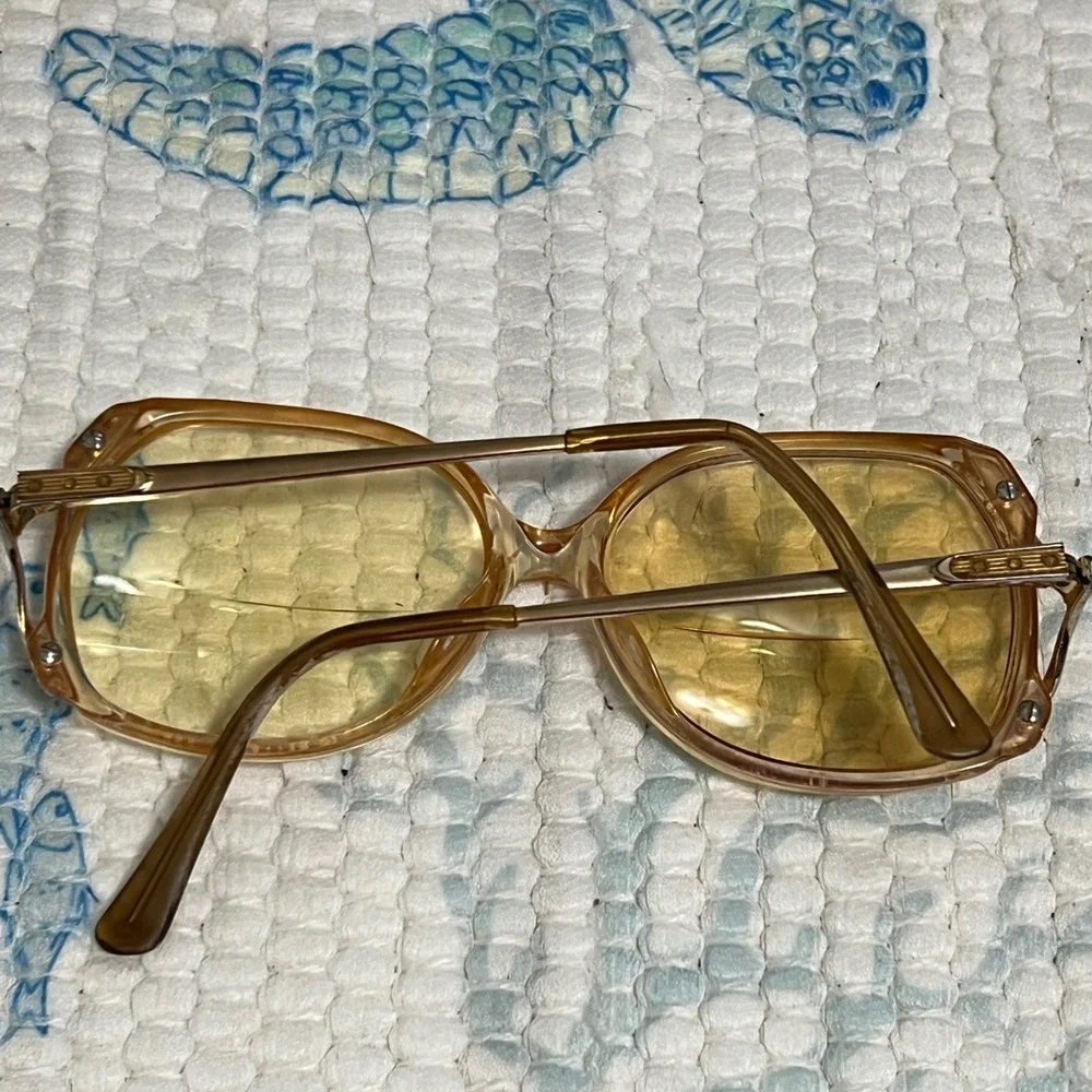 Vintage Tura Mod Sacha Oversized Geometric Amber Eyeglasses Gold Tone 56-14